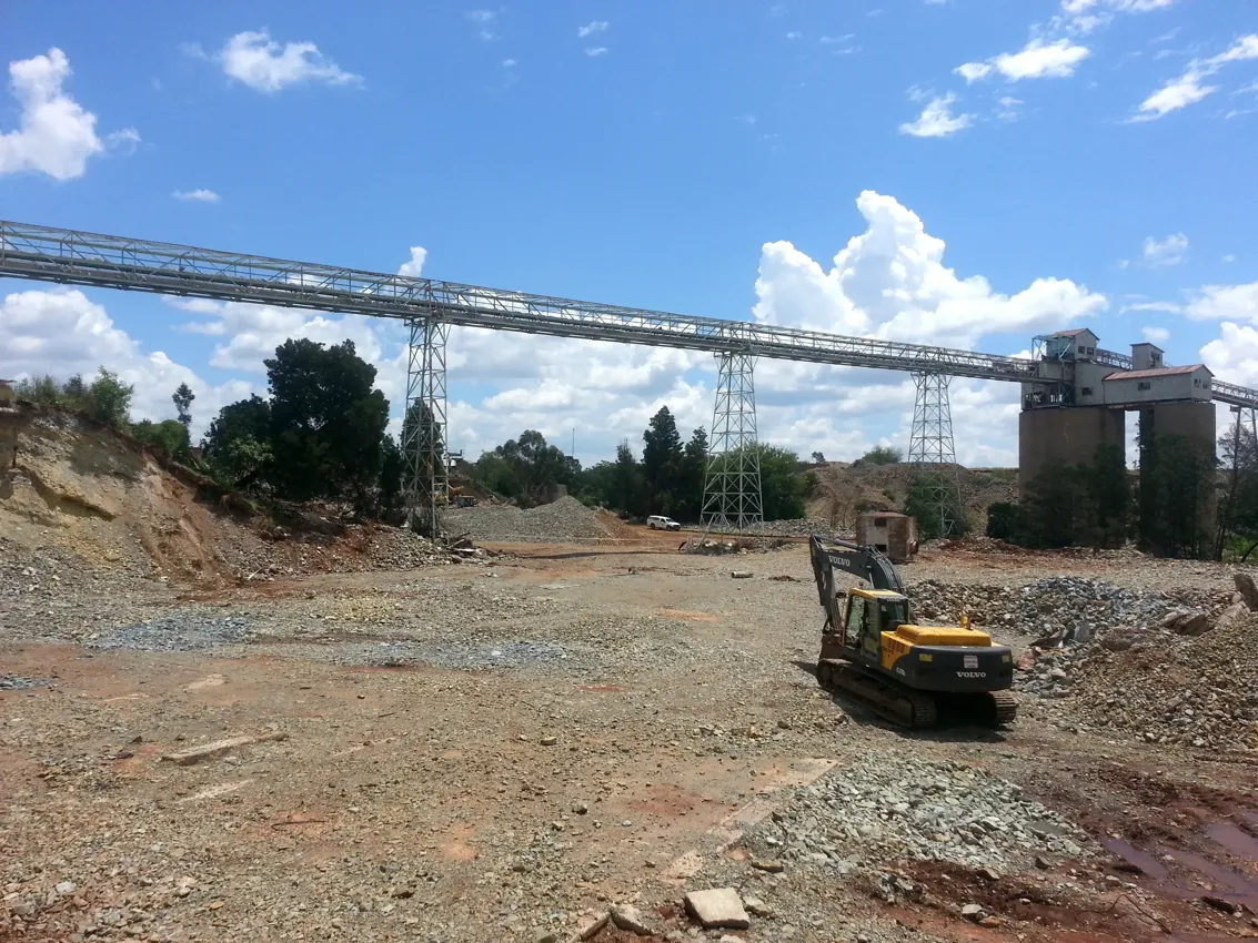 Image of controled-demolition-of-conveyor-structure-1.webp